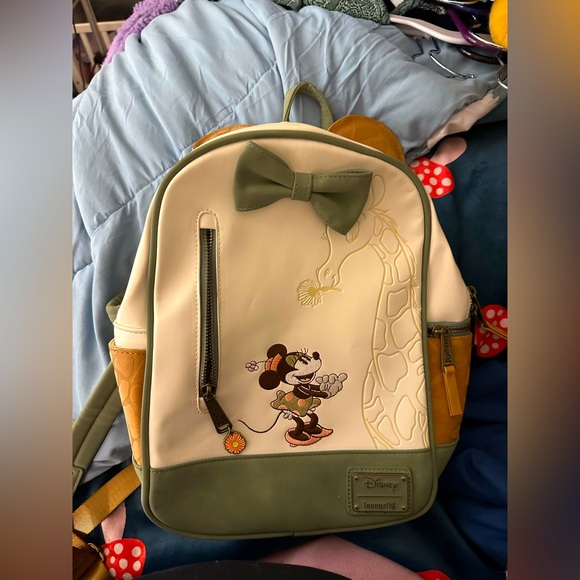 Loungefly Bags Minnie Mouse And Giraffe Loungefly Backpack Poshmark
